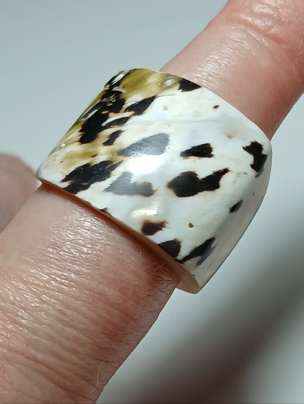 Handmade In Yucatan Mex - Cream and Black Statement Ring